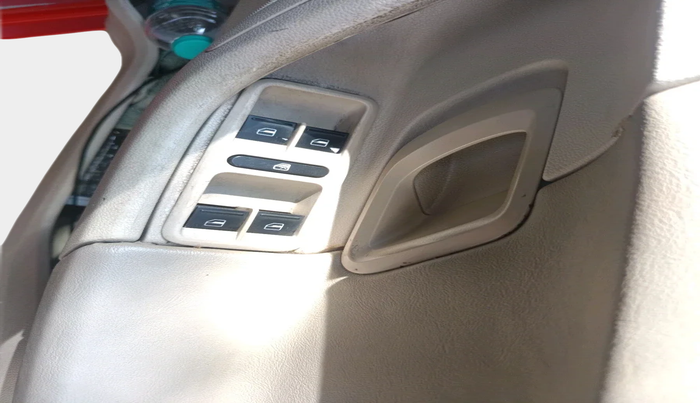 2011 Skoda Fabia ELEGANCE 1.2 MPI, Petrol, Manual, 49,962 km, interior