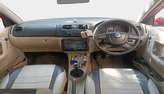 2011 Skoda Fabia ELEGANCE 1.2 MPI, Petrol, Manual, 49,962 km, interior