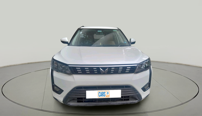 2023 Mahindra XUV300 W6 1.5 Diesel, Diesel, Manual, 56,252 km, exterior