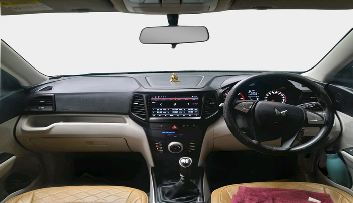 2023 Mahindra XUV300 W6 1.5 Diesel, Diesel, Manual, 56,252 km, interior