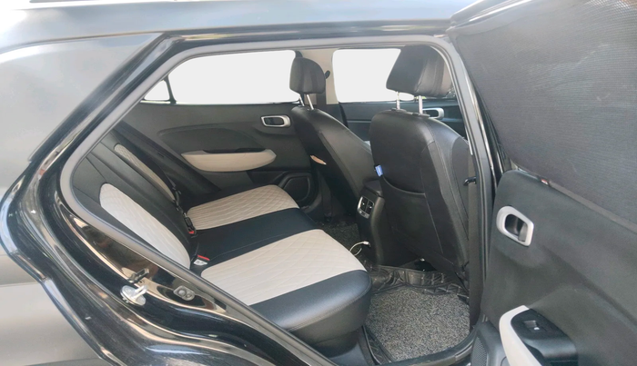 2023 Hyundai VENUE S (O) 1.0 TURBO IMT, Petrol, Manual, 32,683 km, interior