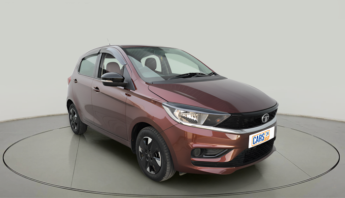 2025 Tata Tiago XTA PETROL, Petrol, Automatic, 7,746 km, exterior