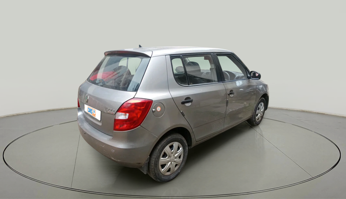 2010 Skoda Fabia CLASSIC 1.2 MPI, Petrol, Manual, 1,06,660 km, exterior