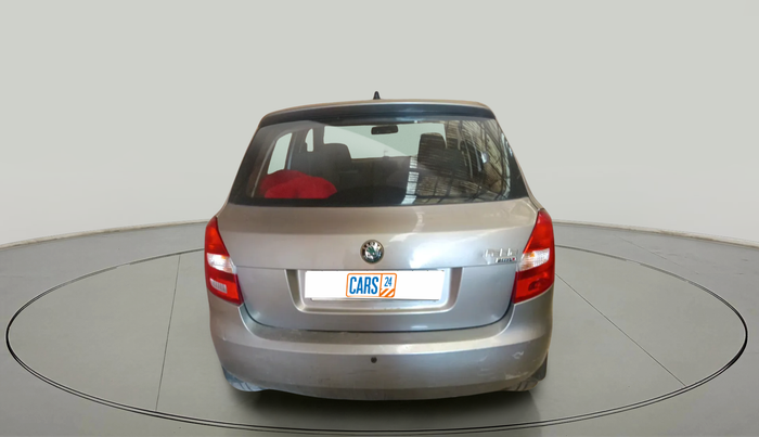 2010 Skoda Fabia CLASSIC 1.2 MPI, Petrol, Manual, 1,06,660 km, exterior