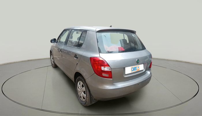 2010 Skoda Fabia CLASSIC 1.2 MPI, Petrol, Manual, 1,06,660 km, exterior