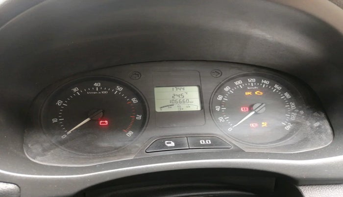 2010 Skoda Fabia CLASSIC 1.2 MPI, Petrol, Manual, 1,06,660 km, interior