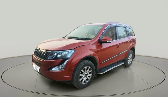 2016 Mahindra XUV500 W10 AT, Diesel, Automatic, 64,415 km, exterior