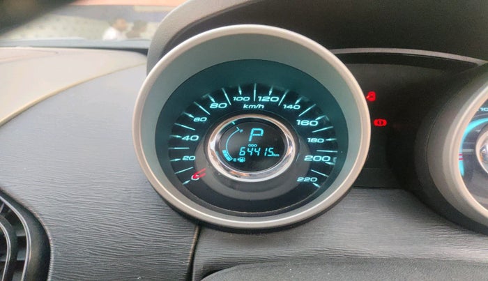 2016 Mahindra XUV500 W10 AT, Diesel, Automatic, 64,415 km, interior