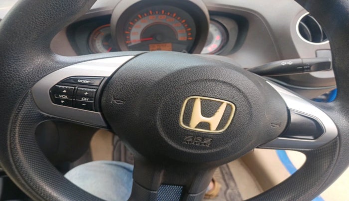 2011 Honda Brio V MT, Petrol, Manual, 67,543 km, interior