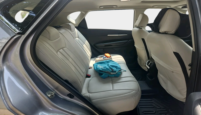 2022 KIA SONET HTK PLUS 1.0 IMT, Petrol, Manual, 49,356 km, interior