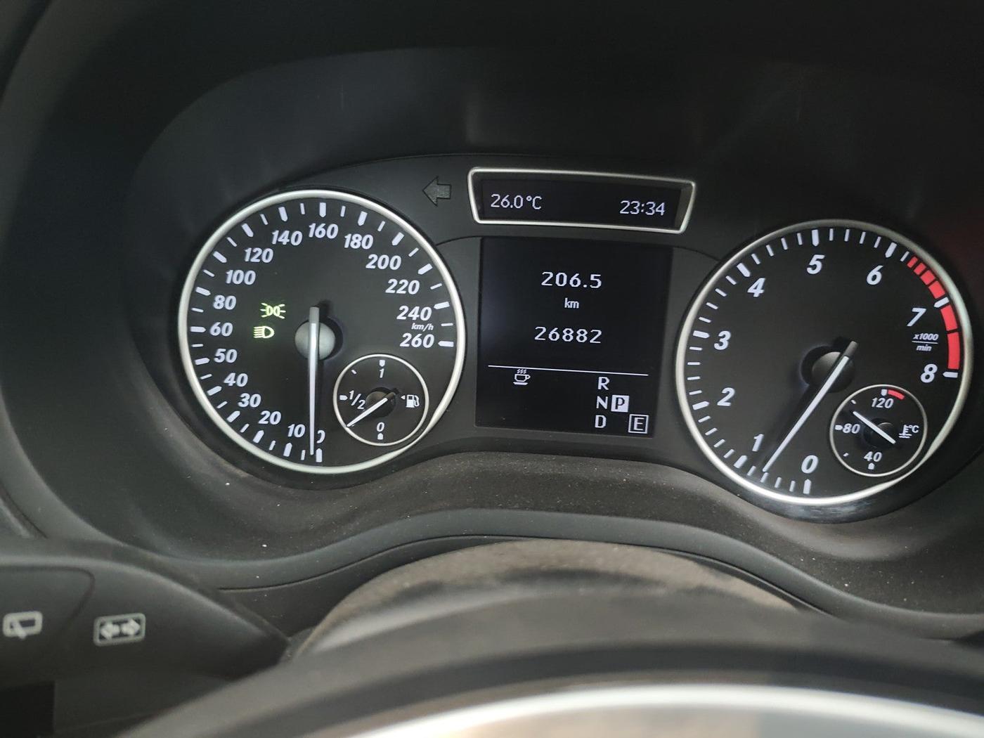 2013 Mercedes Benz B Class B 180 SPORTS PETROL, Petrol, Automatic, 26,882 km, interior