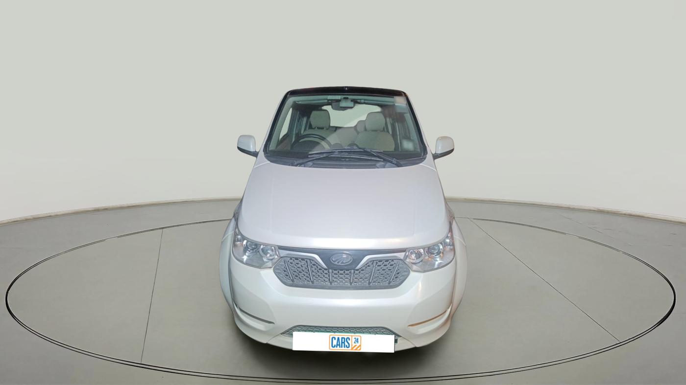 2017 Mahindra E20 Plus P6, Electric, Automatic, 15,754 km, exterior