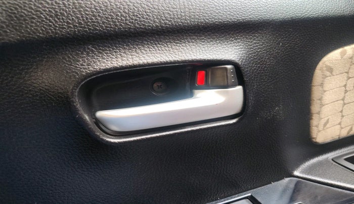 2018 Maruti Wagon R 1.0 VXI AMT, Petrol, Automatic, 10,743 km, interior