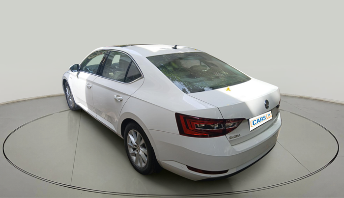 2017 Skoda Superb L&K 2.0 TDI AT, Diesel, Automatic, 1,03,750 km, exterior
