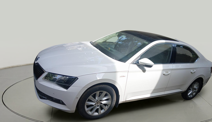 2017 Skoda Superb L&K 2.0 TDI AT, Diesel, Automatic, 1,03,750 km, exterior