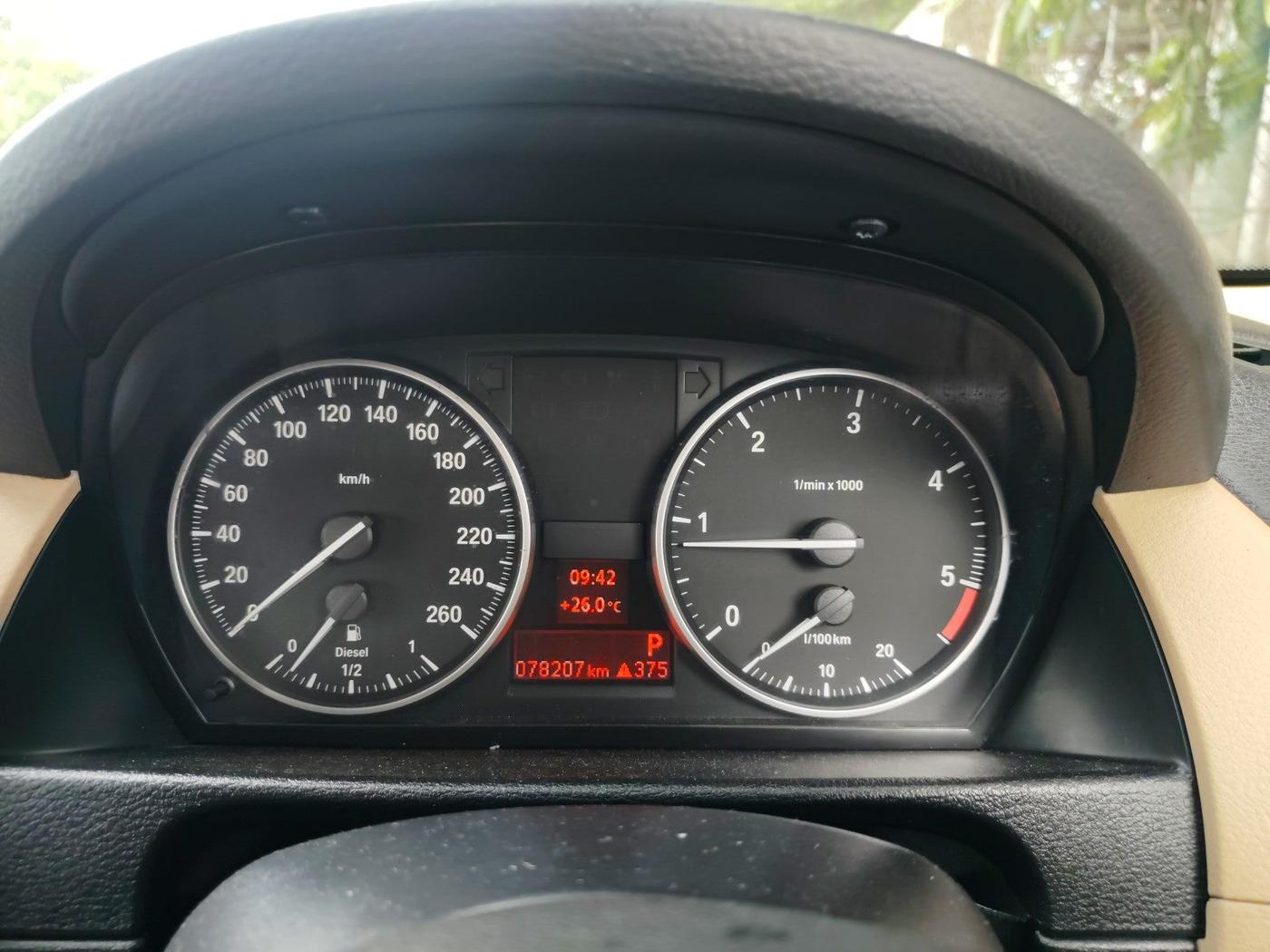 2012 BMW X1 sDrive20d, Diesel, Automatic, 78,207 km, interior
