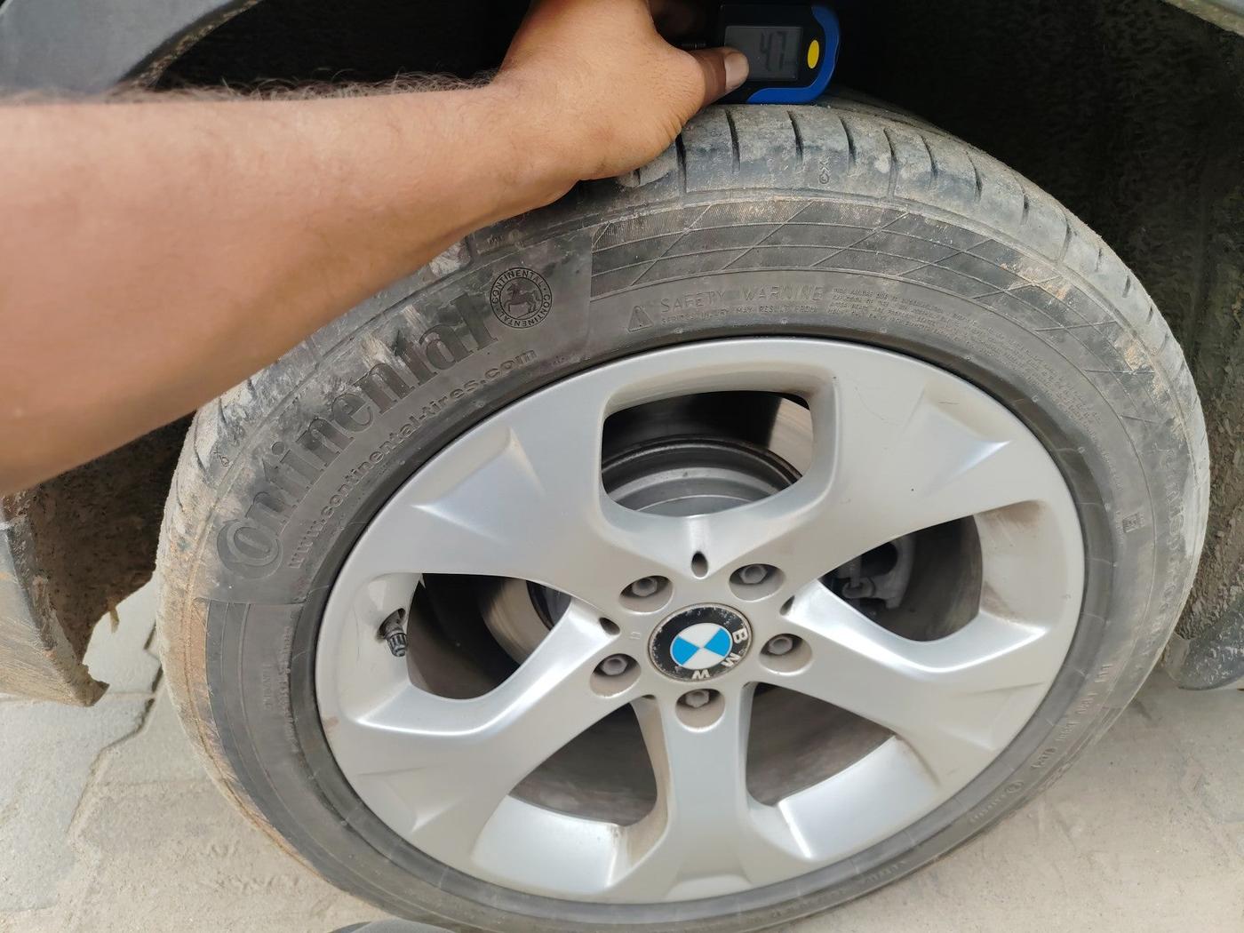 2012 BMW X1 sDrive20d, Diesel, Automatic, 78,207 km, tyre