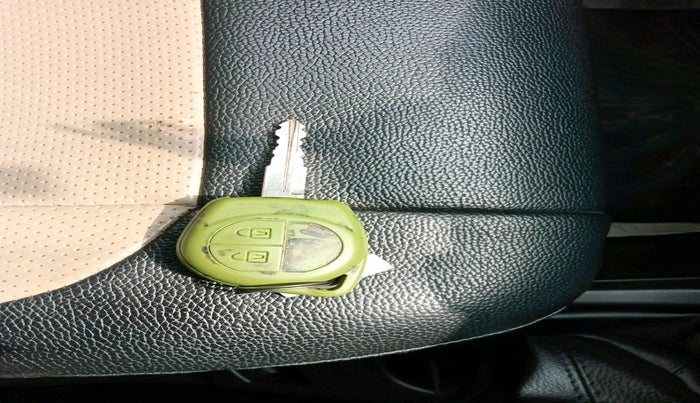 2015 Maruti Wagon R 1.0 VXI, Petrol, Manual, 93,822 km, interior