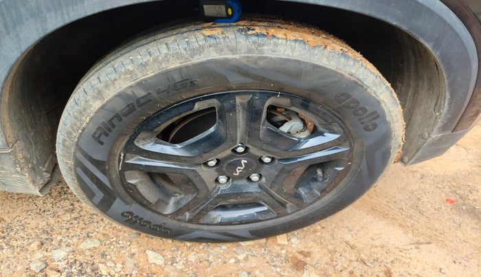 2023 KIA SONET HTK PLUS 1.2, Petrol, Manual, 19,052 km, tyre