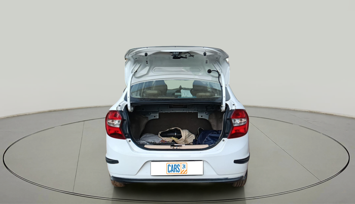 2015 Ford Figo Aspire TITANIUM 1.5 PETROL, Petrol, Manual, 91,138 km, exterior