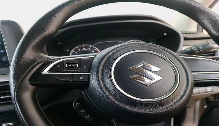 2023 Maruti BREZZA VXI SMART HYBRID, Petrol, Manual, 27,495 km, interior