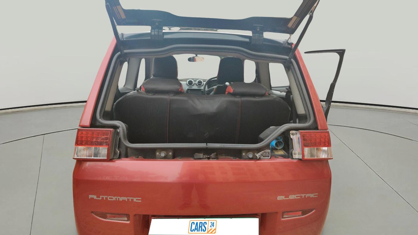 2015 Mahindra E2O T2, Electric, Automatic, 51,135 km, exterior