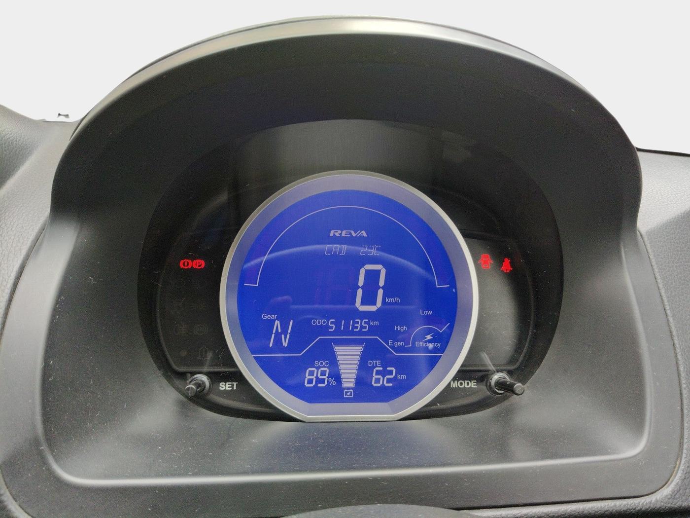 2015 Mahindra E2O T2, Electric, Automatic, 51,135 km, interior