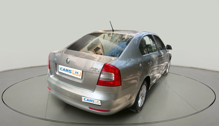 2011 Skoda Laura AMBIENTE 1.8 TSI, Petrol, Manual, 1,00,486 km, exterior