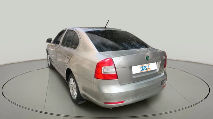 2011 Skoda Laura AMBIENTE 1.8 TSI, Petrol, Manual, 1,00,486 km, exterior