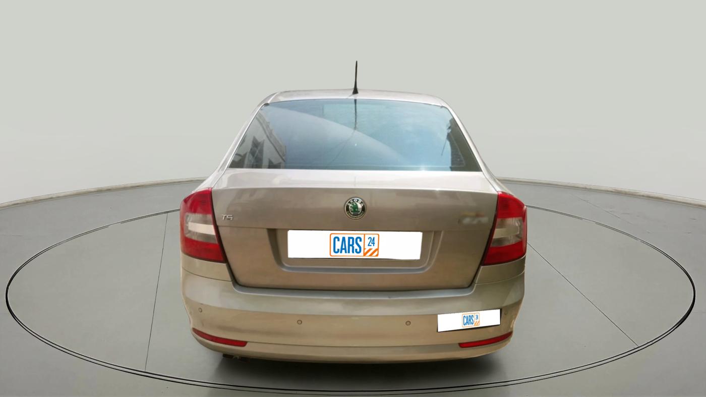 2011 Skoda Laura AMBIENTE 1.8 TSI, Petrol, Manual, 1,00,486 km, exterior