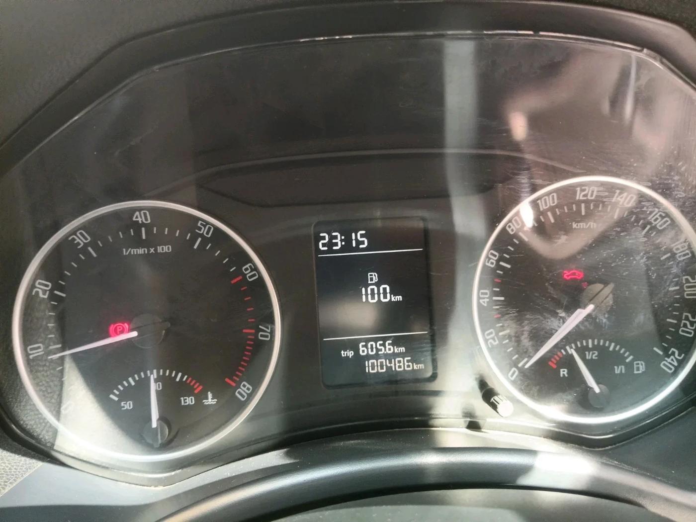 2011 Skoda Laura AMBIENTE 1.8 TSI, Petrol, Manual, 1,00,486 km, interior