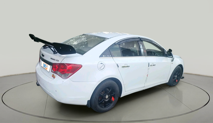 2011 Chevrolet Cruze LTZ, Diesel, Manual, 1,50,746 km, exterior