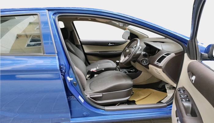 2010 Hyundai i20 SPORTZ 1.2, Petrol, Manual, 1,09,814 km, interior