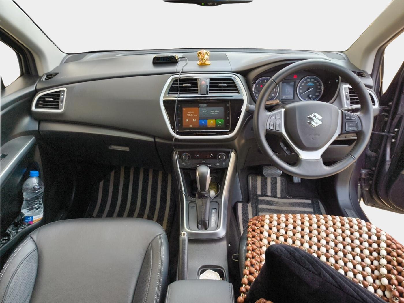 2022 Maruti S Cross ALPHA AT1.5, Petrol, Automatic, 6,459 km, interior