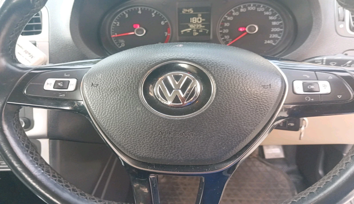 2016 Volkswagen Ameo HIGHLINE1.2L, Petrol, Manual, 78,239 km, interior