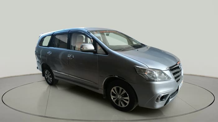 2015 Toyota Innova 2.5 VX 7 STR, Diesel, Manual, 1,45,097 km, exterior