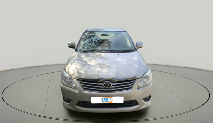 2013 Toyota Innova 2.5 VX 8 STR, Diesel, Manual, 2,33,460 km, exterior