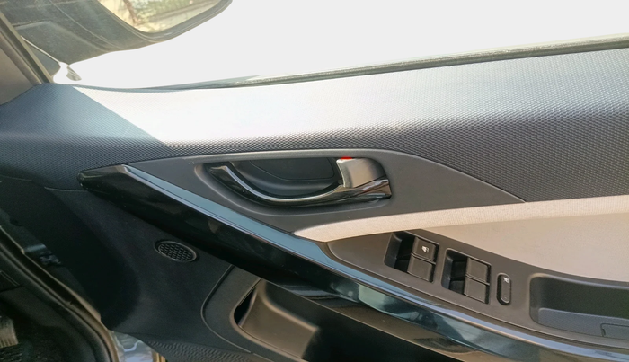 2024 Tata NEXON Pure 1.2 Petrol 6AMT, Petrol, Manual, 7,482 km, interior