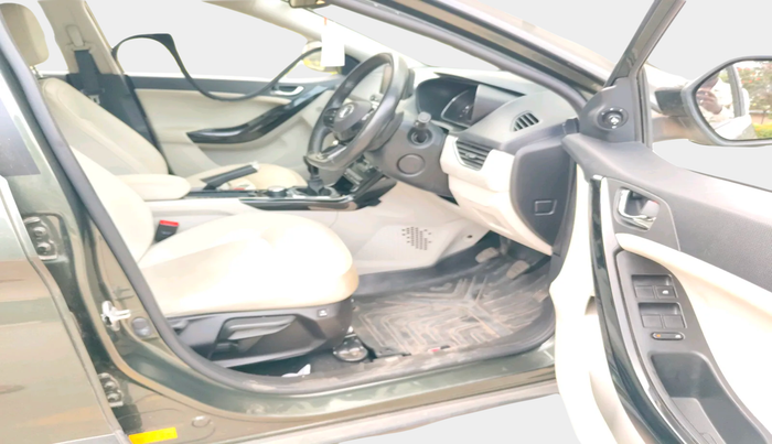 2023 Tata NEXON XZ PLUS DIESEL (L), Diesel, Manual, 33,859 km, interior