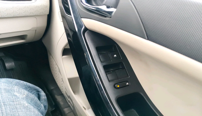 2023 Tata NEXON XZ PLUS DIESEL (L), Diesel, Manual, 33,859 km, interior