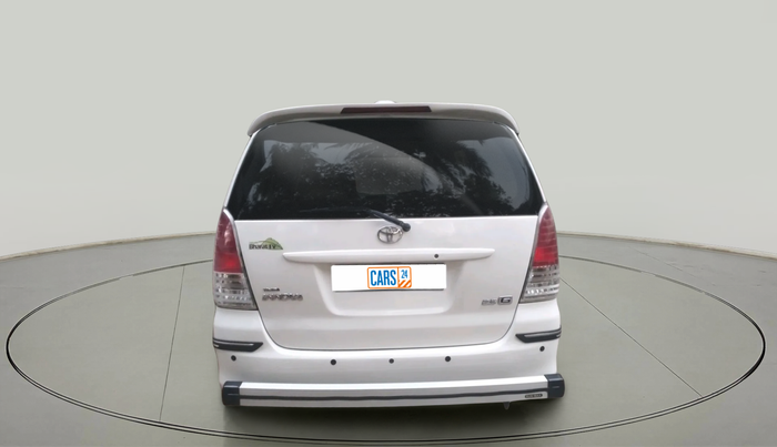 2011 Toyota Innova 2.5 G4 7 STR, Diesel, Manual, 1,41,715 km, exterior