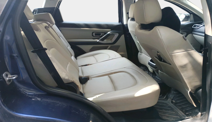 2021 Tata Safari XZ PLUS, Diesel, Manual, 53,479 km, interior