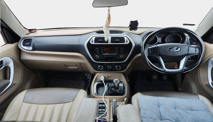 2015 Mahindra TUV300 T8 AMT, Diesel, Automatic, 66,301 km, interior