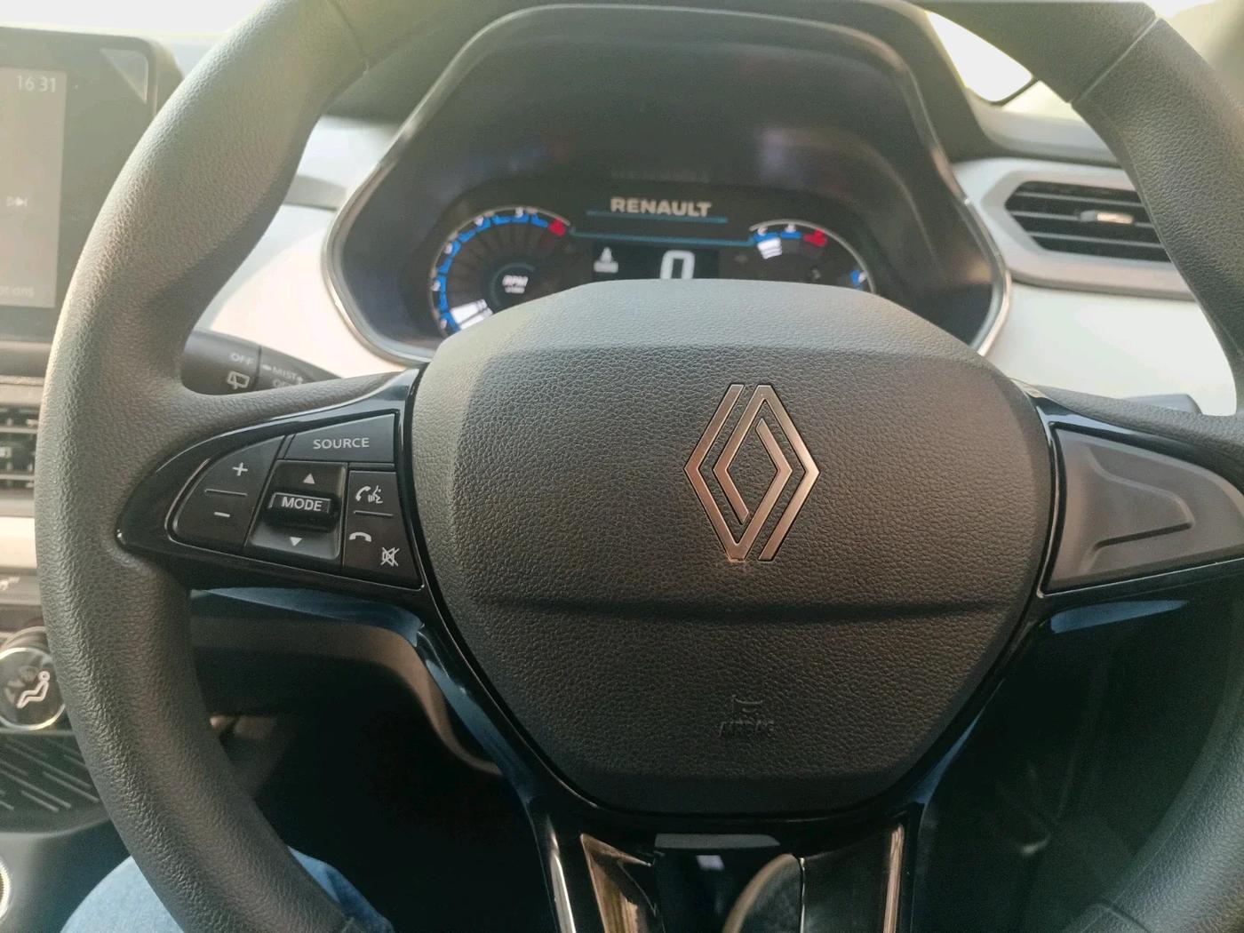 2025 Renault Kiger Techno AMT ENERGY, Petrol, Automatic, 290 km, interior