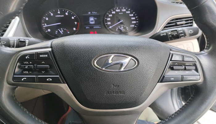 2018 Hyundai Verna 1.6 VTVT SX, Petrol, Manual, 89,008 km, interior