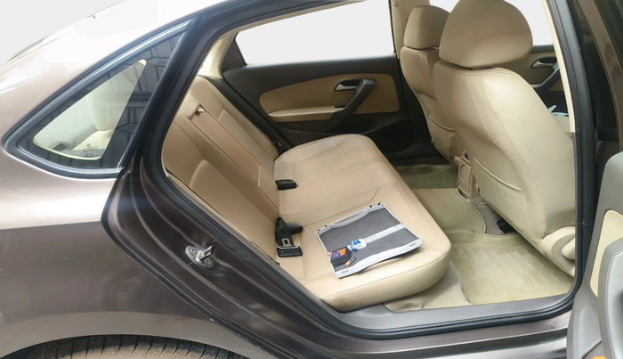 2017 Volkswagen Vento HIGHLINE PETROL AT, Petrol, Automatic, 1,39,969 km, interior