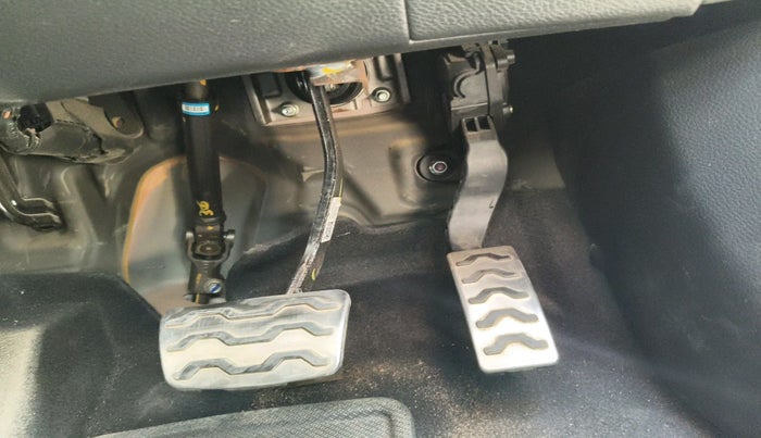 2021 KIA SONET GTX PLUS 1.5 AT DUAL TONE, Diesel, Automatic, 33,338 km, interior