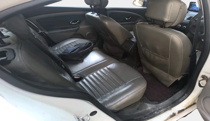 2012 Renault Fluence 1.5 E2, Diesel, Manual, 1,95,911 km, interior