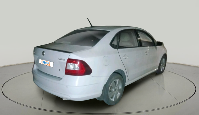 2015 Skoda Rapid 1.5 TDI CR STYLE PLUS AT, Diesel, Automatic, 2,33,270 km, exterior