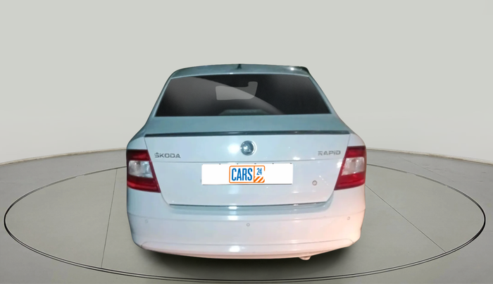 2015 Skoda Rapid 1.5 TDI CR STYLE PLUS AT, Diesel, Automatic, 2,33,270 km, exterior